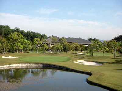ウッドフレンズ森林公園ゴルフ場